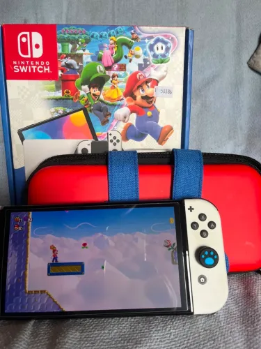 NINTENDO SWITCH OLED