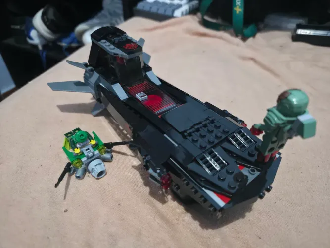 Lego marvel ataque do submarino