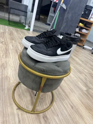 Nike Court vision