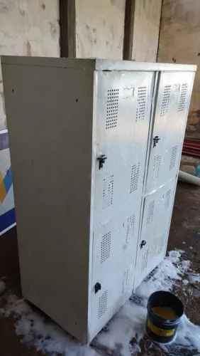 Armário aço 4 portas