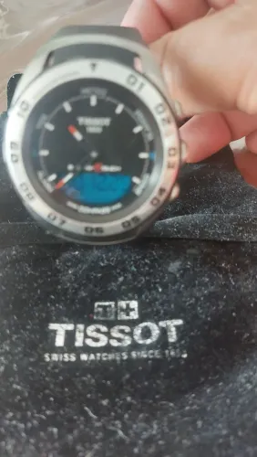 VENDO RELÓGIO DE PULSO TISSOT SUIÇO LEGÍTIMO COM PROBLEMA NO TOUCH