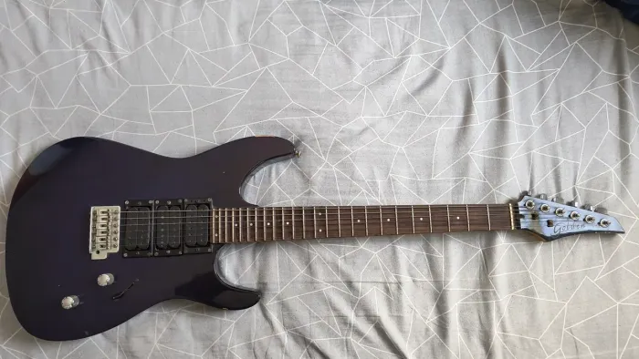 Guitarra Golden 