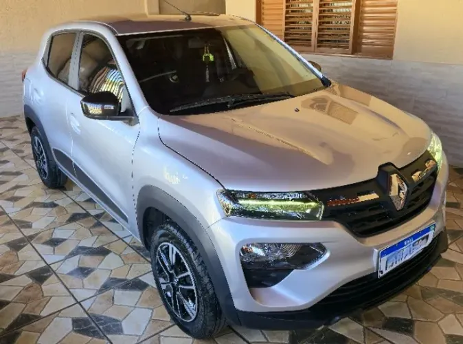 Renault Kwid Intense 1.0 Flex 12V 5P Mec. 2023