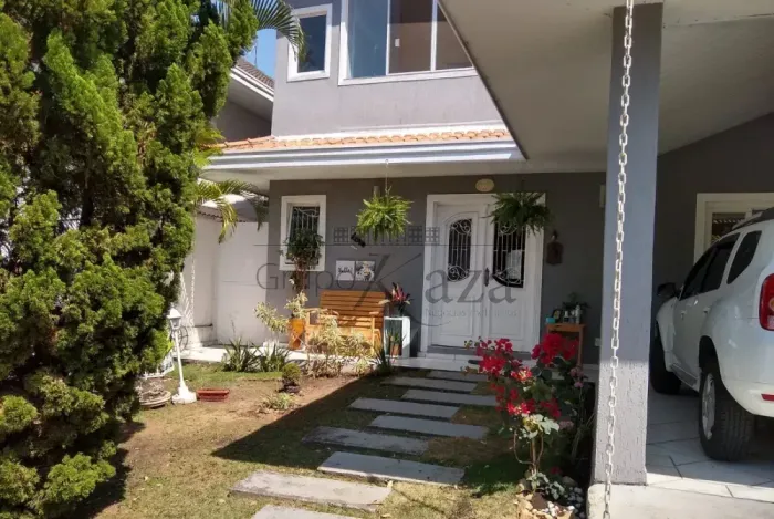 Oportunidade - Casa Sobrado - Condomínio Recanto da Serra - Urbanova - 4 Dormitórios - 252