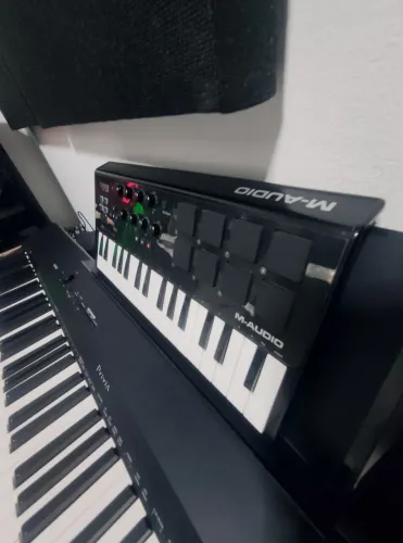 Controlador midi Axiom Air mini 32 M - Áudio 