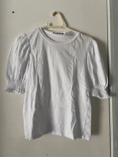 Camiseta de manga fofa zara veste 40
