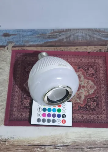 Lâmpada LED Musical Bluetooth Controle E27