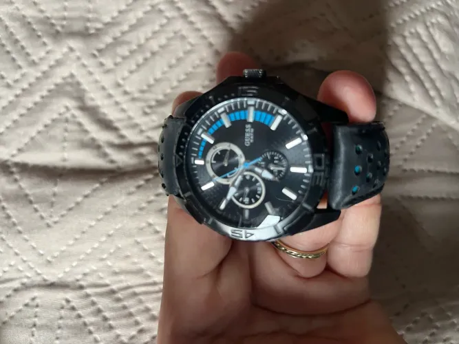 Vendo esse lindo relógio Guess original!!