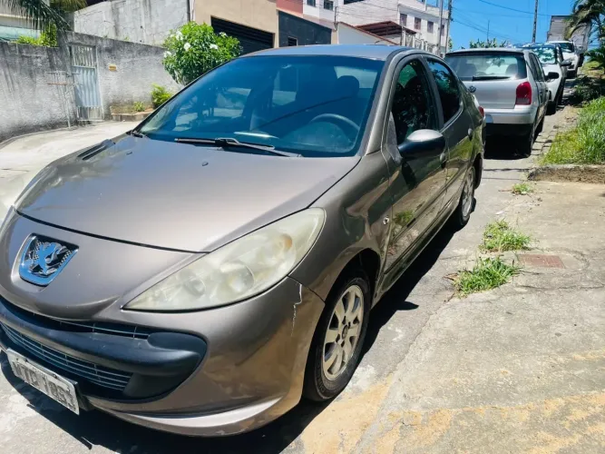 Peugeot 207 Sed. Passion XR Sport 1.4 Flex 8V 4P 2011