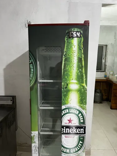 VENDO CERVEJEIRA COM VISOR