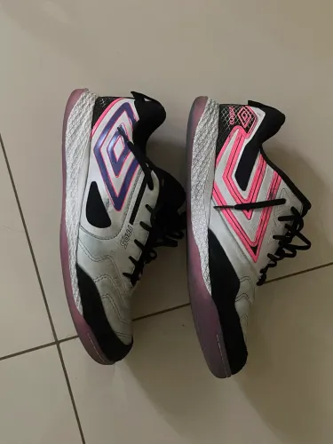 Chuteira Umbro Pro 5 Bump