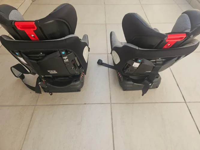 Cadeira de gemeos para carro