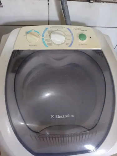 Vendo máquina de lavar roupa 