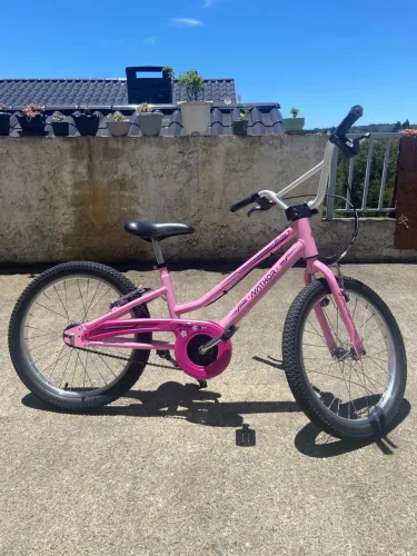 Vende-se bicicleta aro 20 feminina