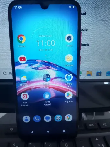 Smartphone Motorola E6i