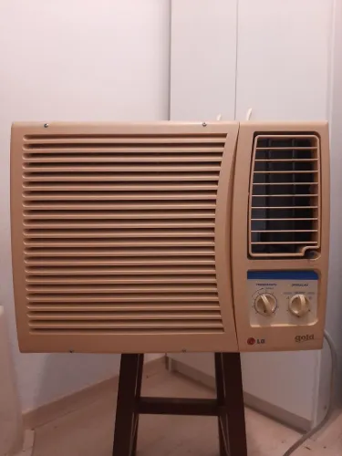 Ar Condicionado de Janela LG Gold 10.000 BTUs - 127V (Gelando Perfeitamente)
