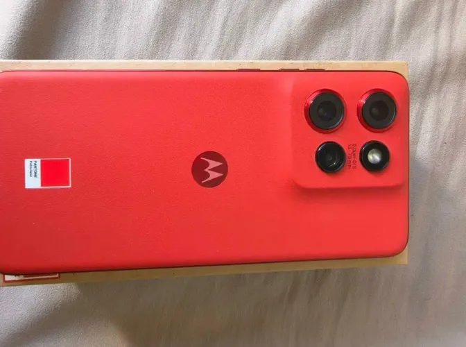 Moto Edge 50 neo 256Gb