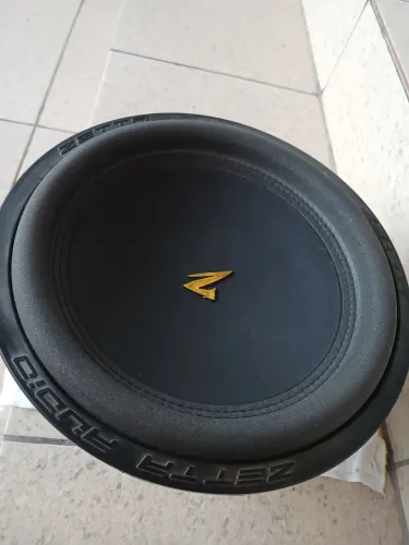 Subwoofer zetta m12 450rms, 1 mês de uso