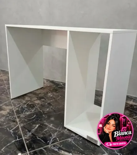 Mesa com suporte pra cpu Frete grátis