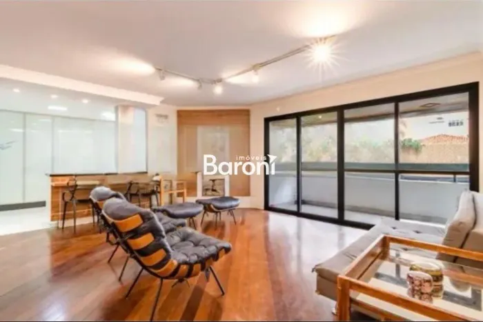 Apartamento em Moema Pássaros! Condomínio Clube. Bem localizado, próximo do Parque Ibirapu