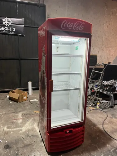 Cervejeira Metalfrio 450 L funcionando perfeitamente confira 127 v !