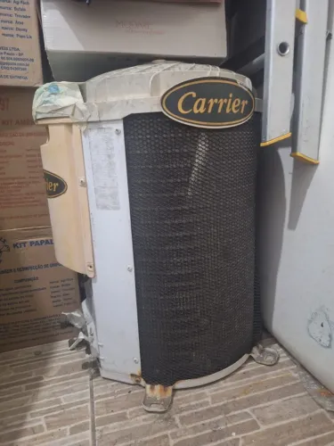 Sucata Ar-Condicionado Split Carrier 12.000 BTUs Quente/Frio (Desinstalado)