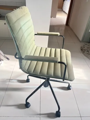 Cadeira Tok Stok 