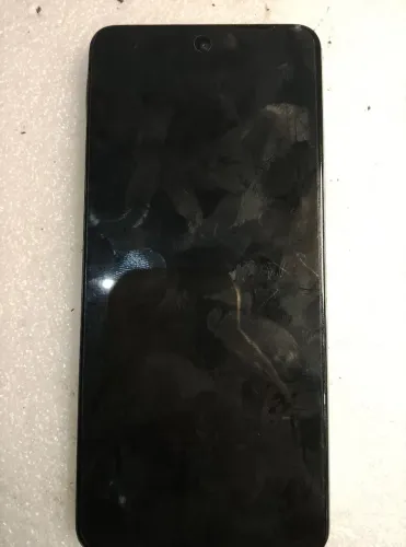 Vendo um C71 e um iPhone 8plus pra consertar ou retirarada de peças