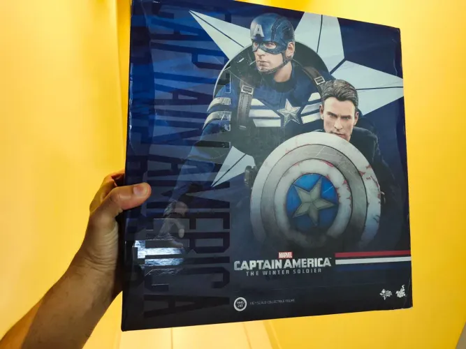 Caixa do Pack capitão América e Steve Rogers hot toys com blisters caixa vazia