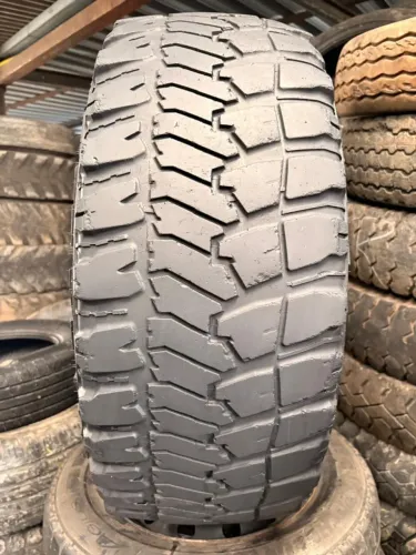 Pneu 33x12.50r15 Goodyear