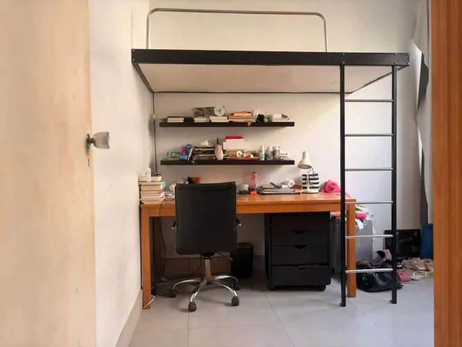 Cama suspensa