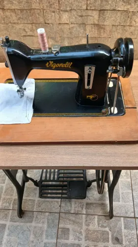 Maquina de costura