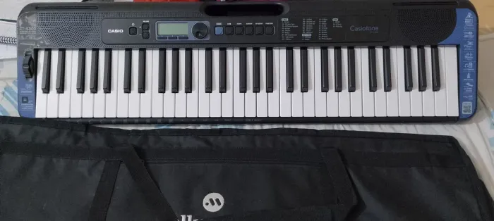 Vendo Casio CTS300 SEMINOVO 900 REAIS PAGAMENTO PIX 873