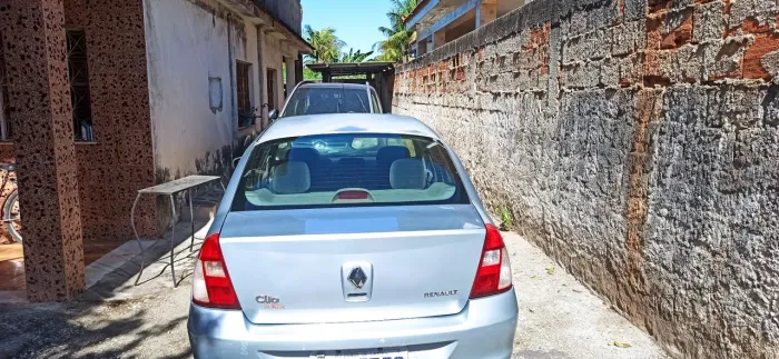 Renault Clio Sed. Privilège Hi-flex 1.6 16V 4P 2006