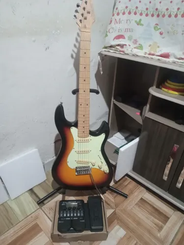 guitarra strinberg + pedaleira G1xFour