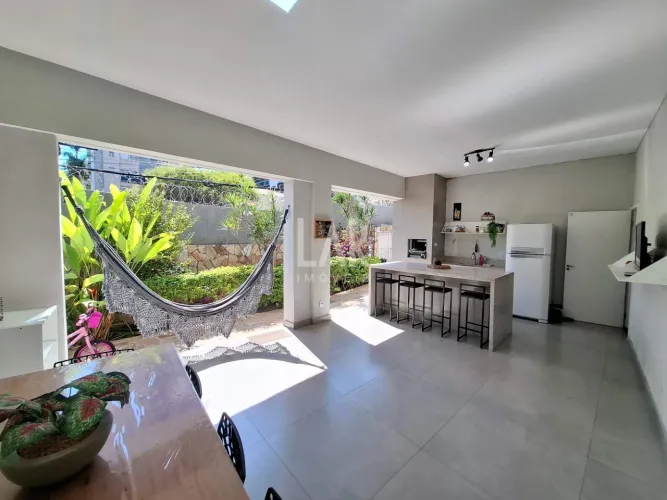 Casa à venda, 6 quartos, 1 suíte, 2 vagas, Serra - Belo Horizonte/MG