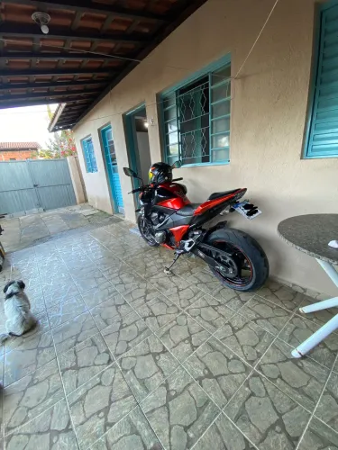 Vende-se ou troco por algo do meu interesse !