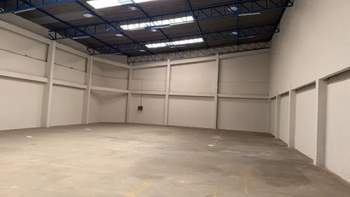 Galpões para venda - 350m² a 500m² - 3.000m² de área total