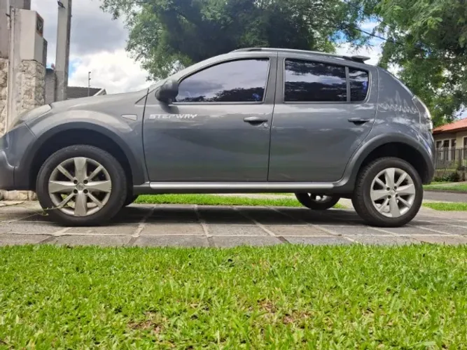 Renault Sandero Stepway Hi-flex 1.6 16V 5P Aut. 2014