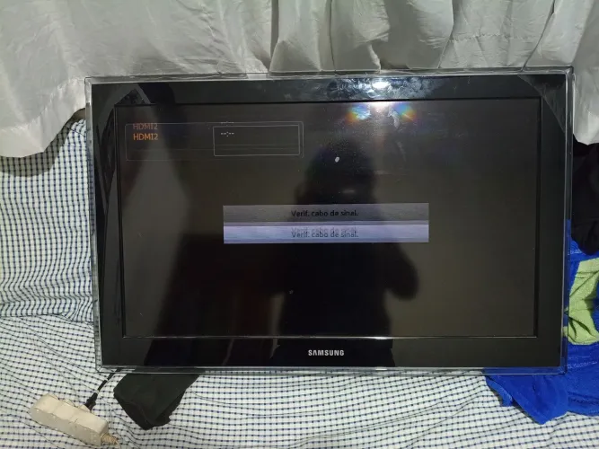 Vendo 2 tvs,uma samsung e outra sony