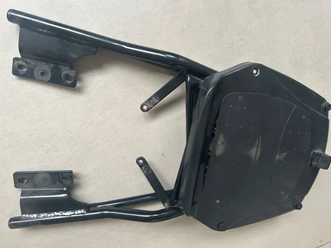 Suporte de baú Cb 300