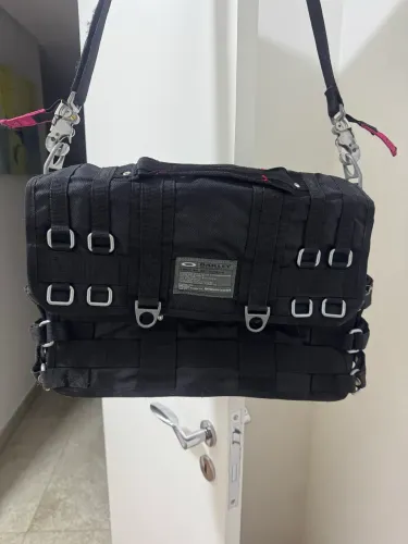 Bolsa carteiro Oakley 
