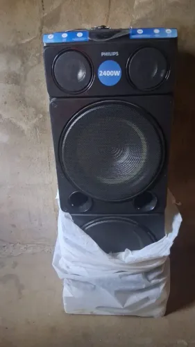 Caixa de som Philips Profissional 2400 watts