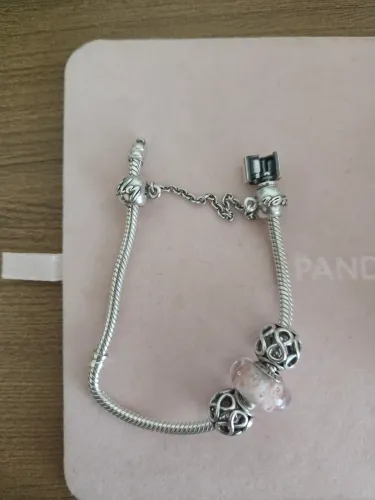 Pandora 16 cm e 3 berloques e 1 corrente segurança com cx