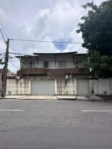 Casa de 400m² em Varjota - Fortaleza - CE