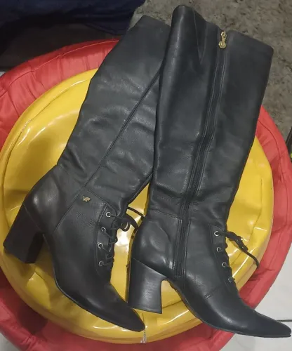 Bota Cano Longo Via Marte Preta - Salto Bloco e Cadarço N 35