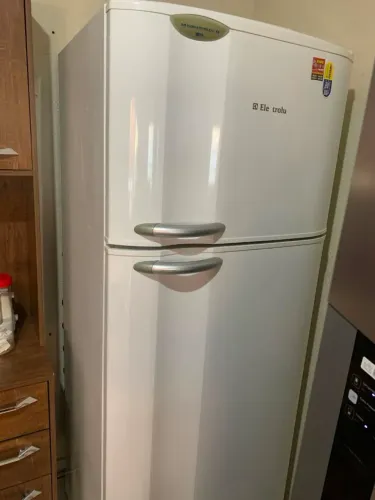 Geladeira eletrolux 462l usada funcionando perfeitamente