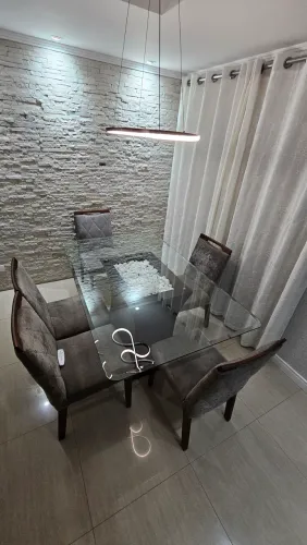 Vendo mesa com ótimo estado de conservação.