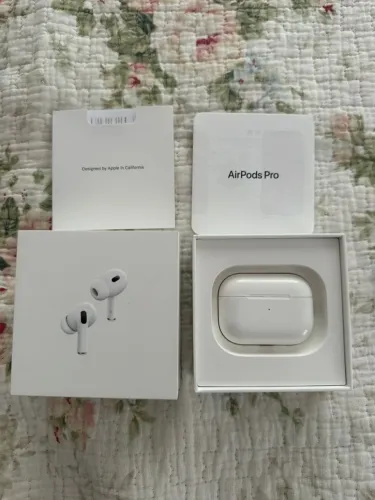 Air Pods Pro 2 (microfone estragado)