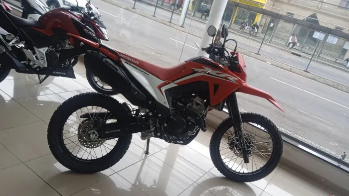 Honda XR tornado 2025. Venda 31.000 
